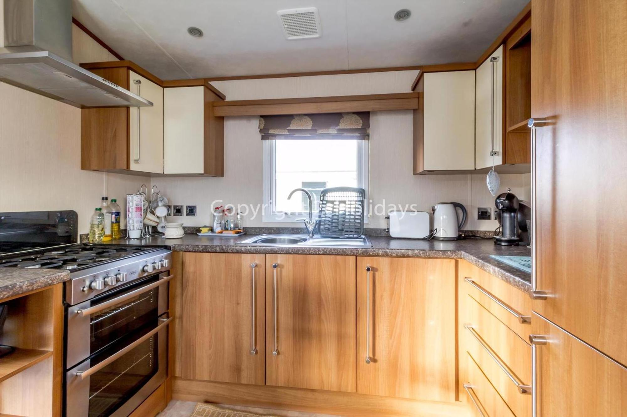 Lovely Caravan For Hire With Decking At Skipsea Sands In Yorkshire Ref 41015Wf Barmston Exterior foto